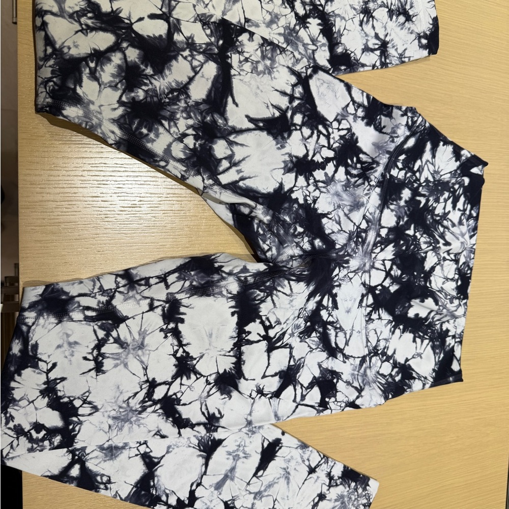 lululemon athletica Black and White Tie-Dye Leggings